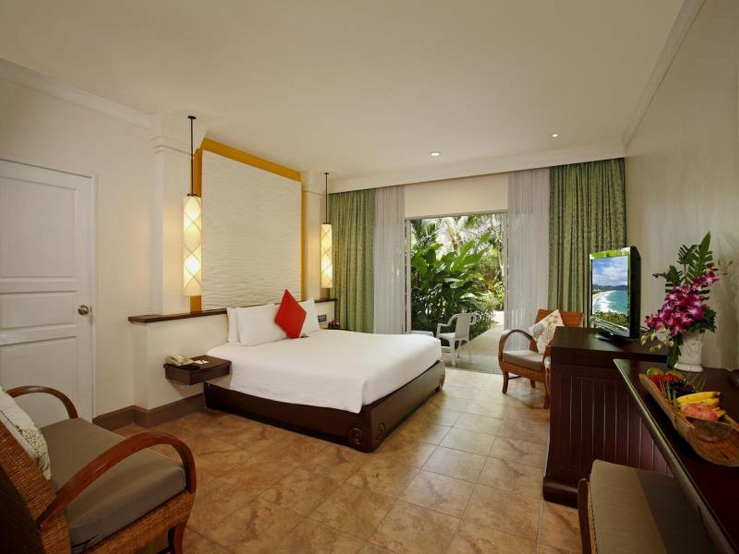 Centara Kata Resort Phuket Exterior photo